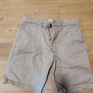 GAP men's shorts size 30